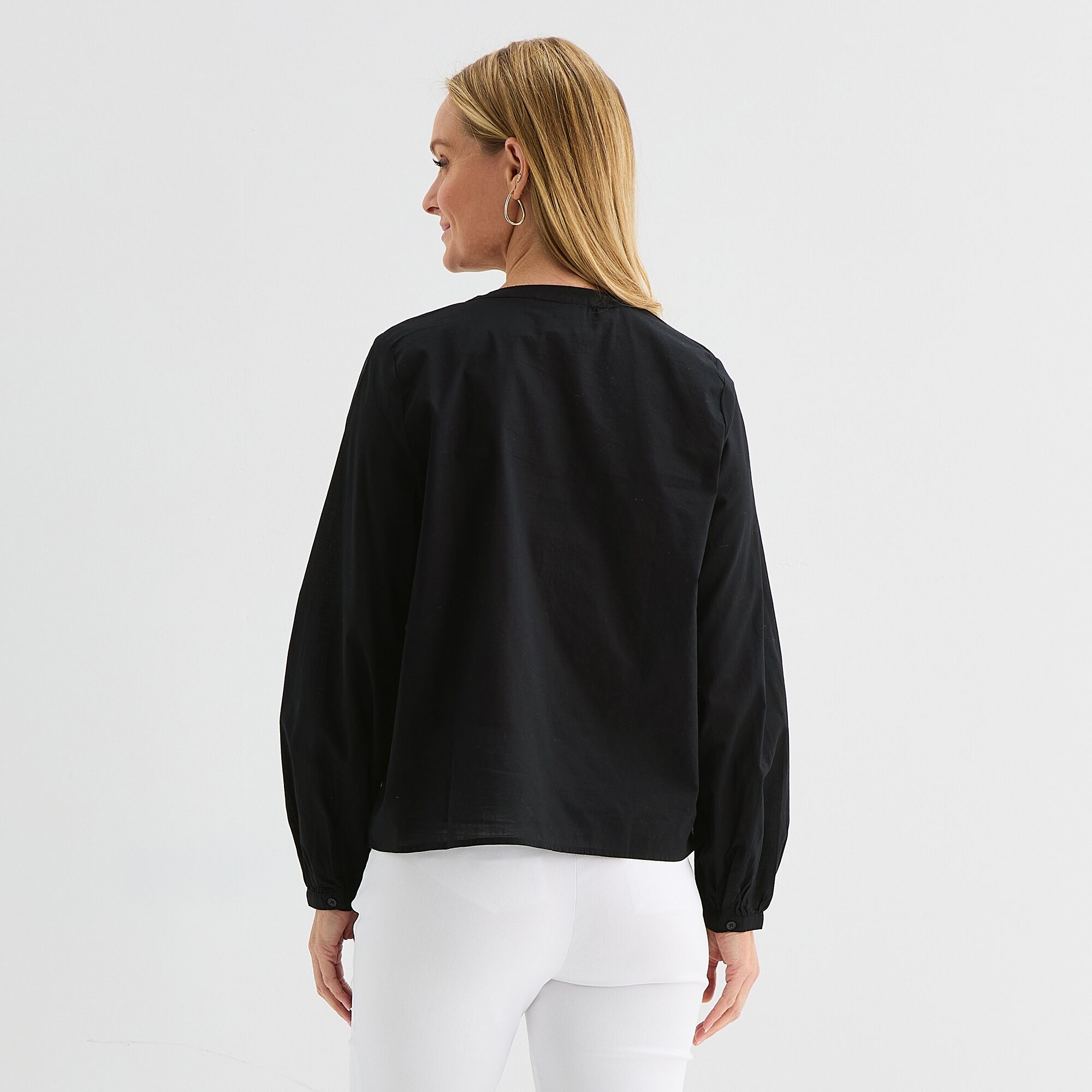 Liz Claiborne Womens Crew Neck Bishop Long Sleeve Regular Fit Button-Down Shirt