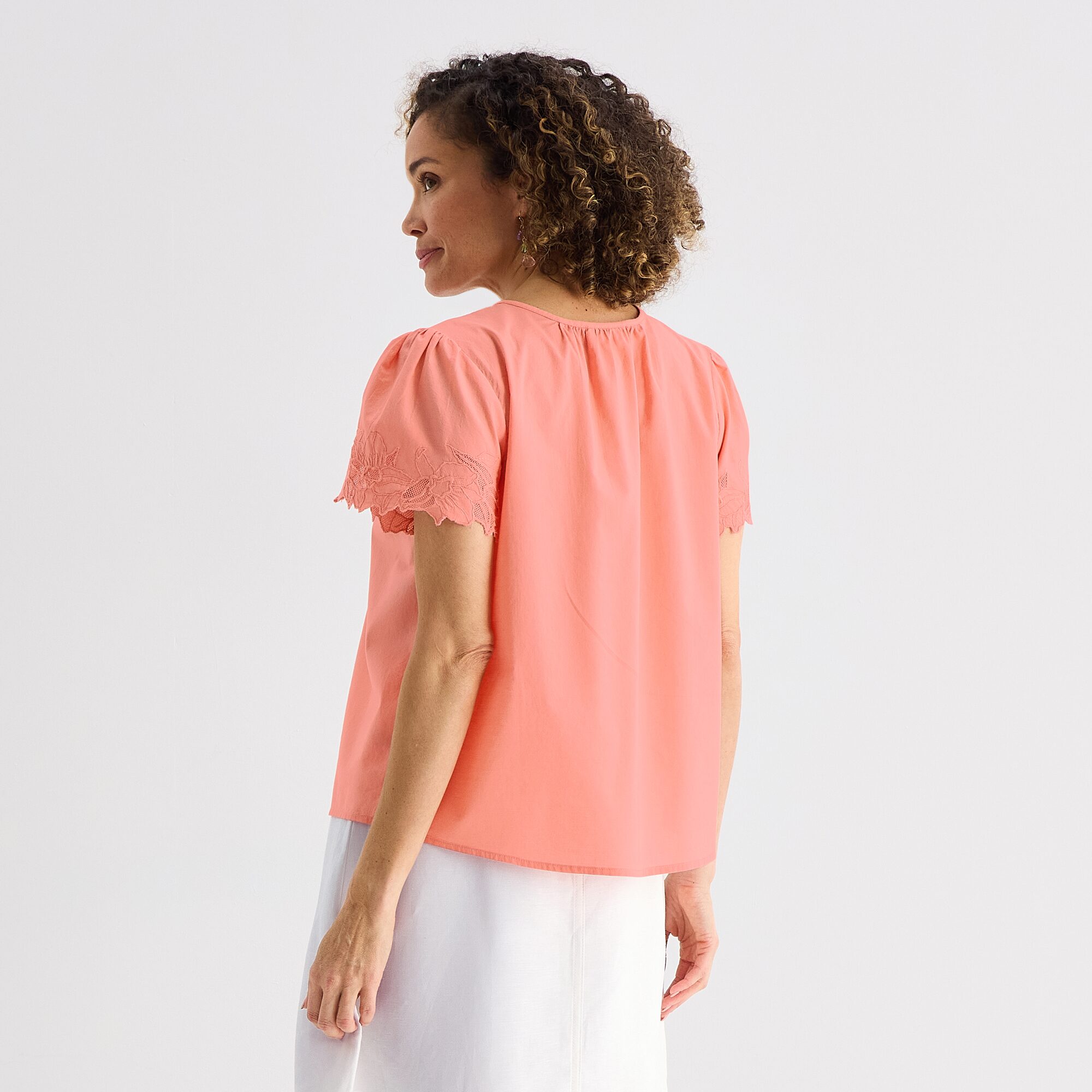Liz Claiborne Womens Keyhole Neck Short Sleeve Embroidered Blouse