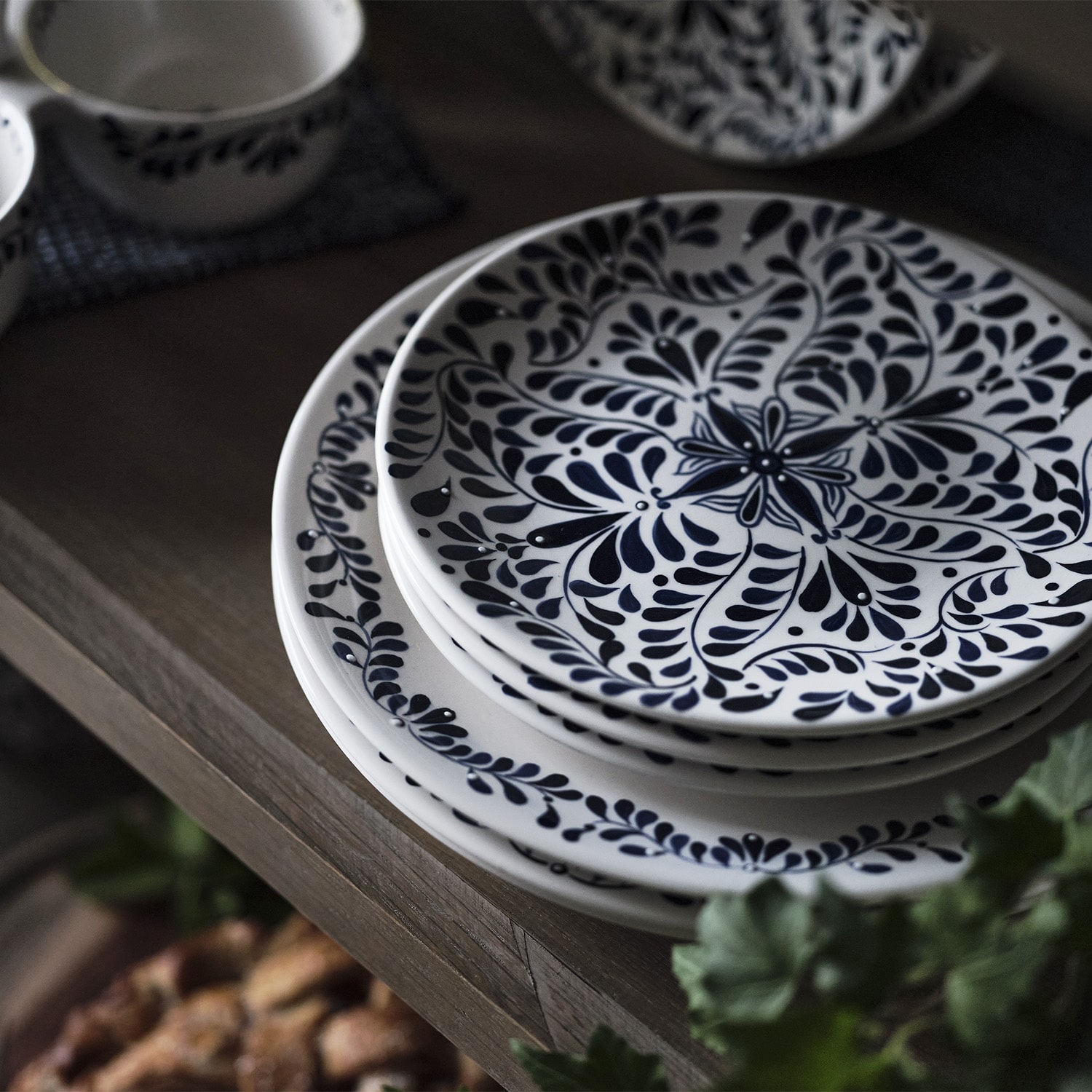 Tabletops Unlimited Carmine 4-pc. Stoneware Salad Plate