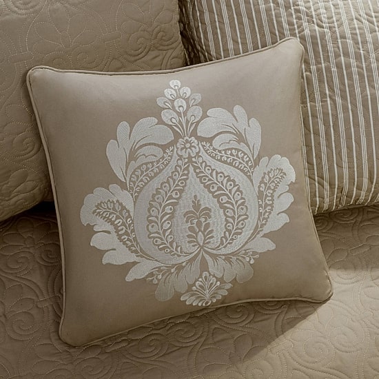 Madison Park Mansfield Quilted Ogee 6-pc. Daybed Cover Set