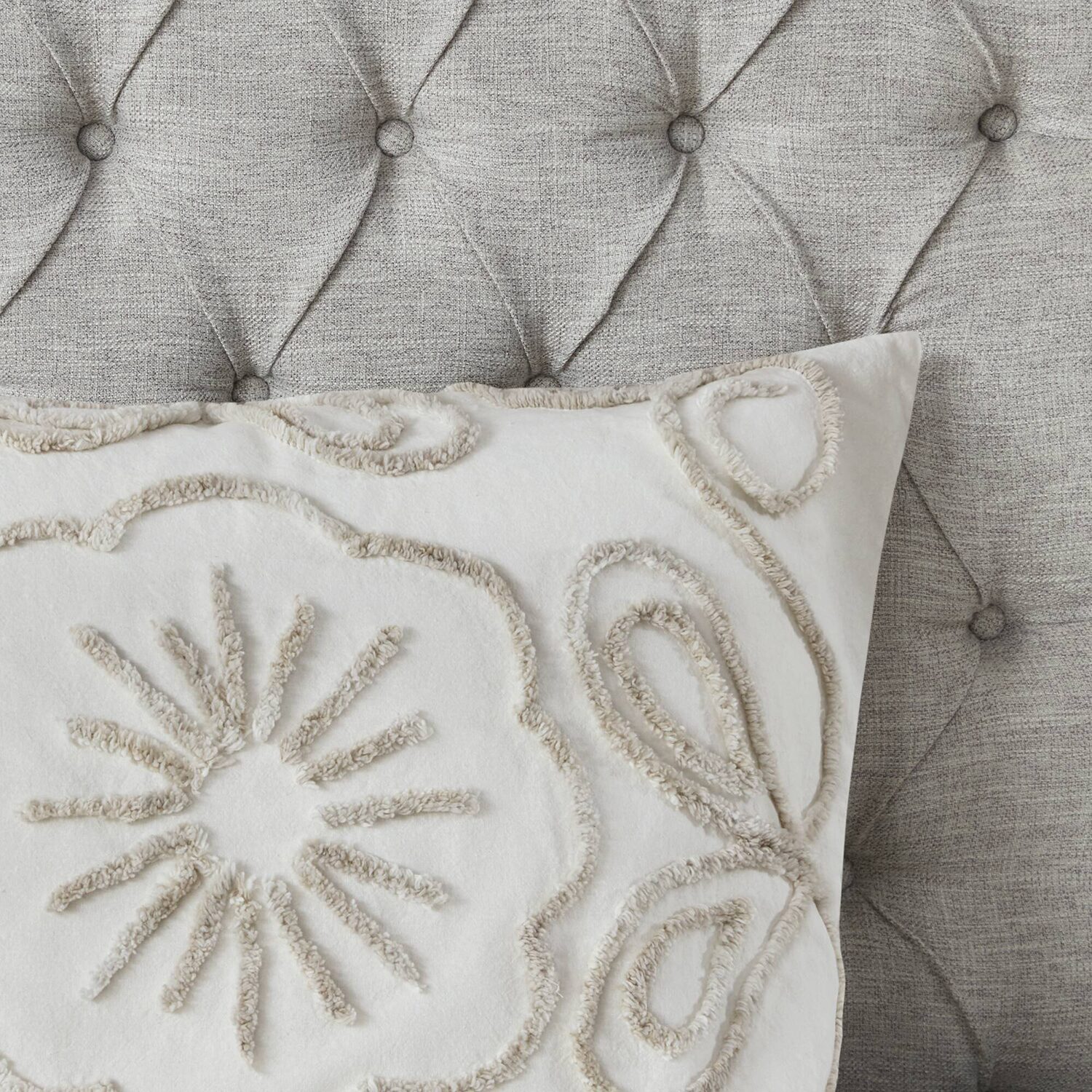 Madison Park Juliana 3 Piece Tufted Cotton Chenille Coverlet Set