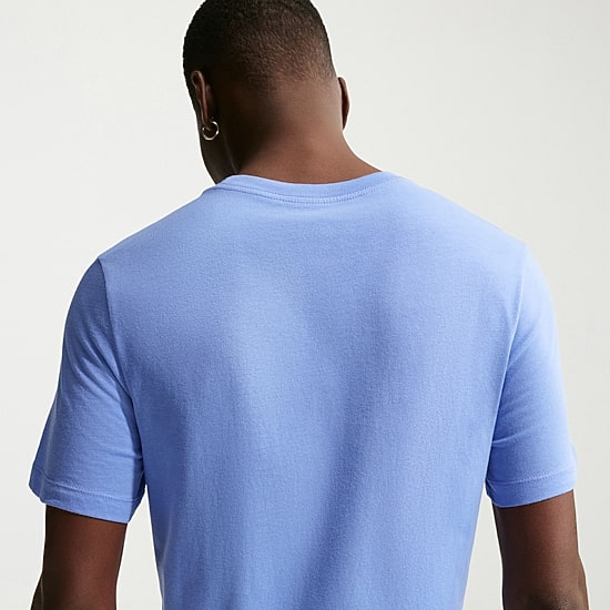 Nike Mens Crew Neck Short Sleeve Classic Fit Graphic T-Shirt
