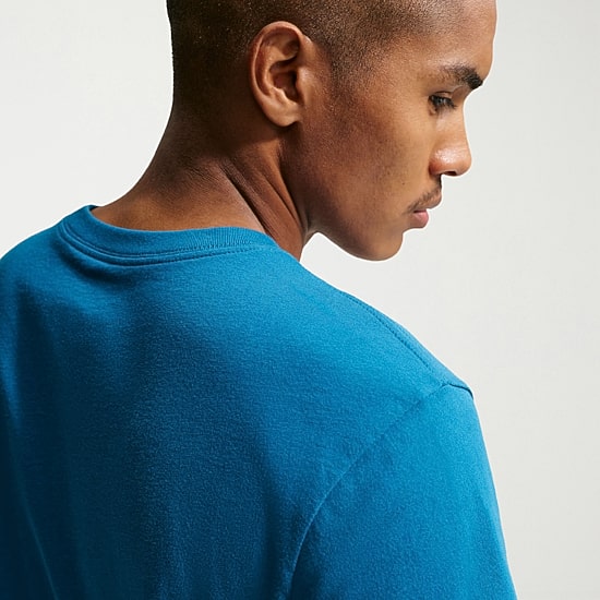 Nike Mens Crew Neck Short Sleeve Classic Fit Graphic T-Shirt