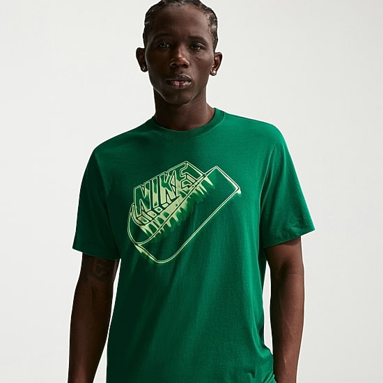 Nike Mens Crew Neck Short Sleeve Regular Fit Graphic T-Shirt