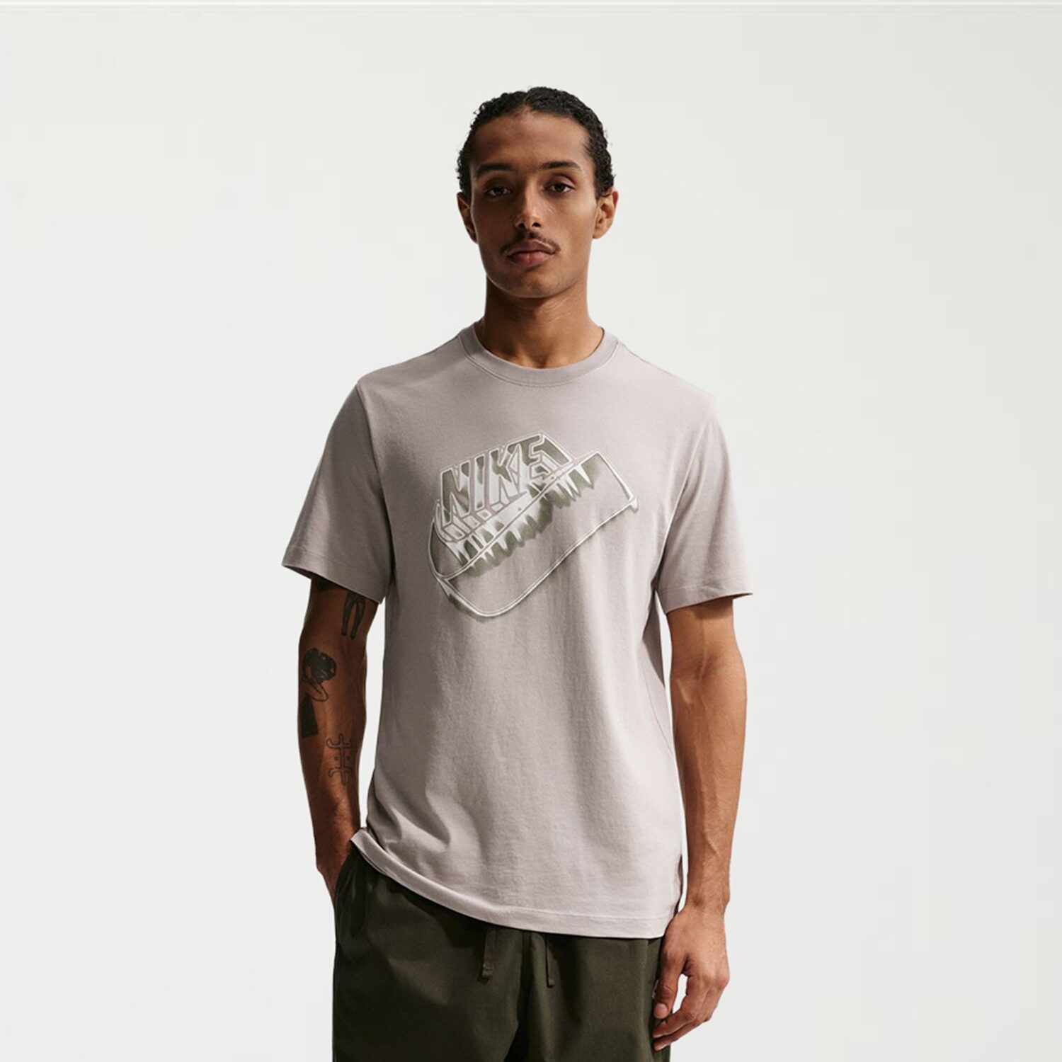 Nike Mens Crew Neck Short Sleeve Regular Fit Graphic T-Shirt