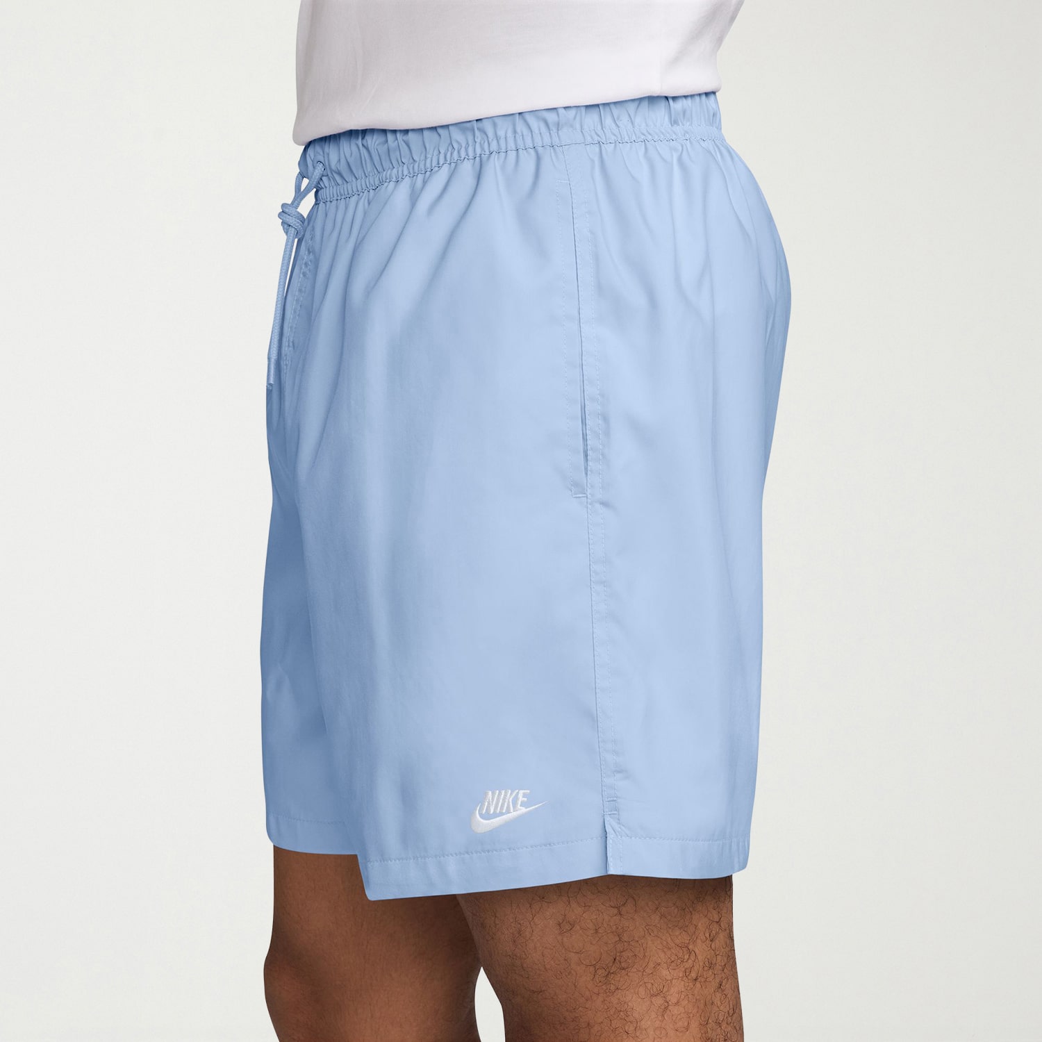 Nike Club Flow Mens 6" Mid Rise Workout Shorts