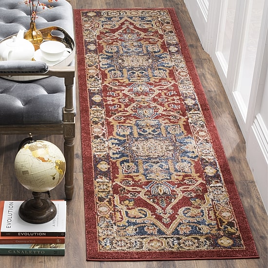 Safavieh Odetta Traditional Rug