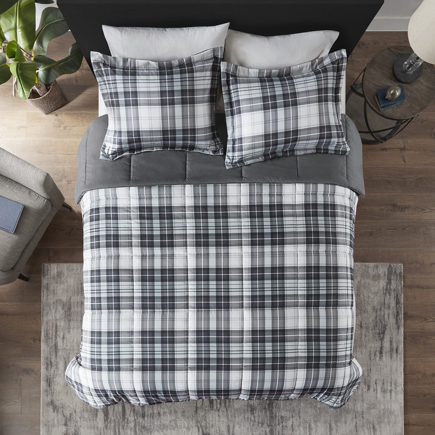 Madison Park Essentials Hartford 3M Scotchgard Down-Alternative Comforter Set