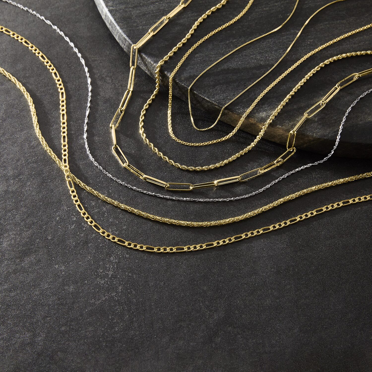 Womens 14K Gold 16 Inch Fashion Chain Necklace