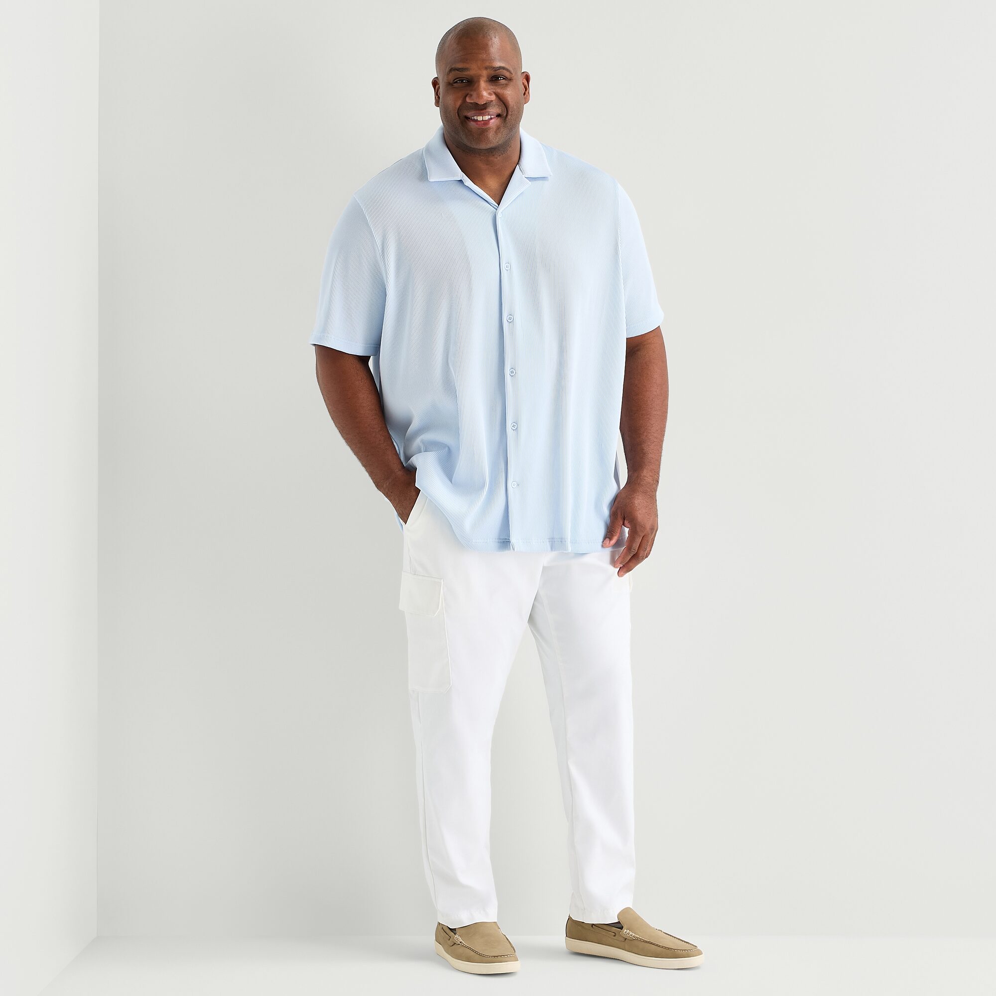 Shaquille O'Neal XLG™ Plisse Mens Short Sleeve Regular Fit Big and Tall Button-Down Shirt