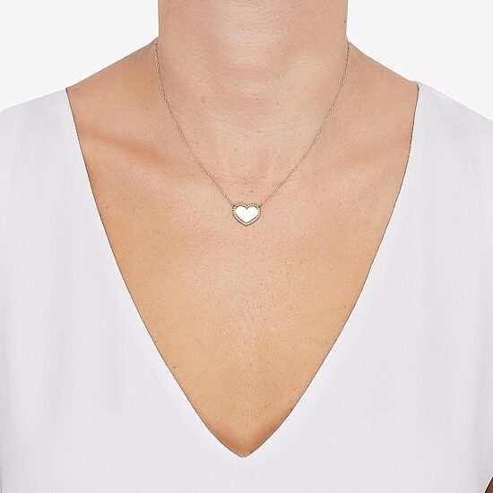 Womens 10K Gold Heart 18 Inch Pendant Necklace