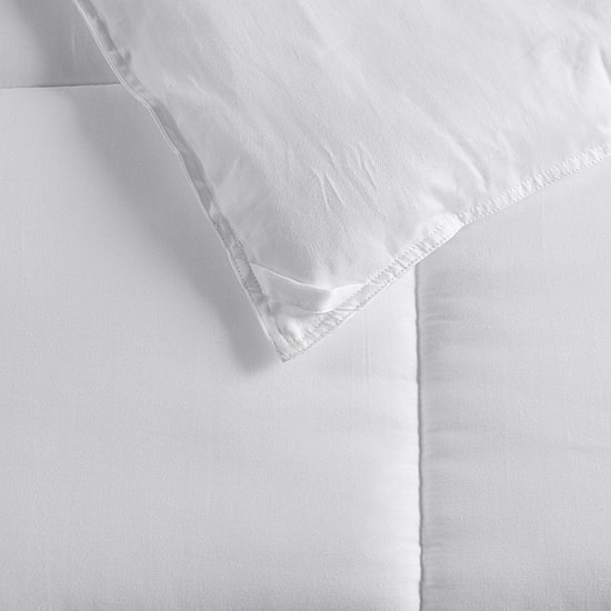 Madison Park Wingate 300 Thread Count Cotton Percale Luxury Down Alternative Comforter