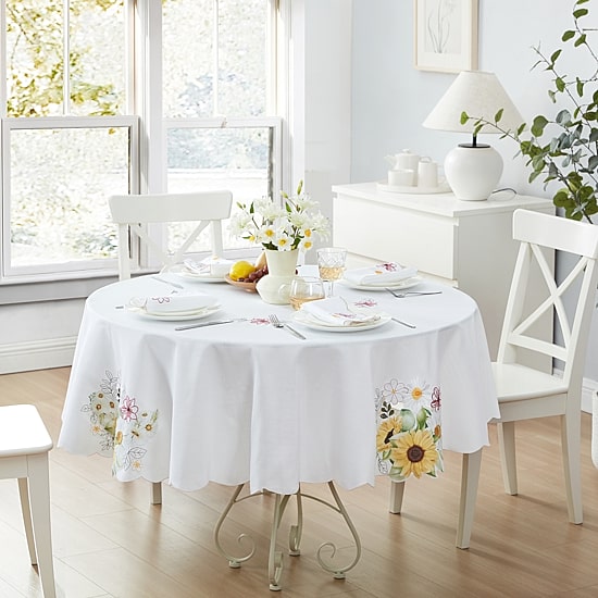 Elrene Home Fashions Sunflower And Daisies Cutwork Tablecloth