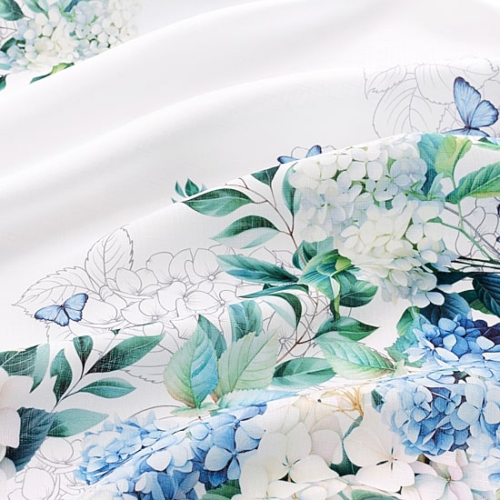 Threadmade Hydrangea Bloom Double Border Tablecloth