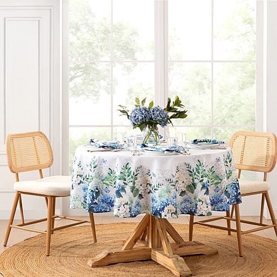 Threadmade Hydrangea Bloom Double Border Tablecloth