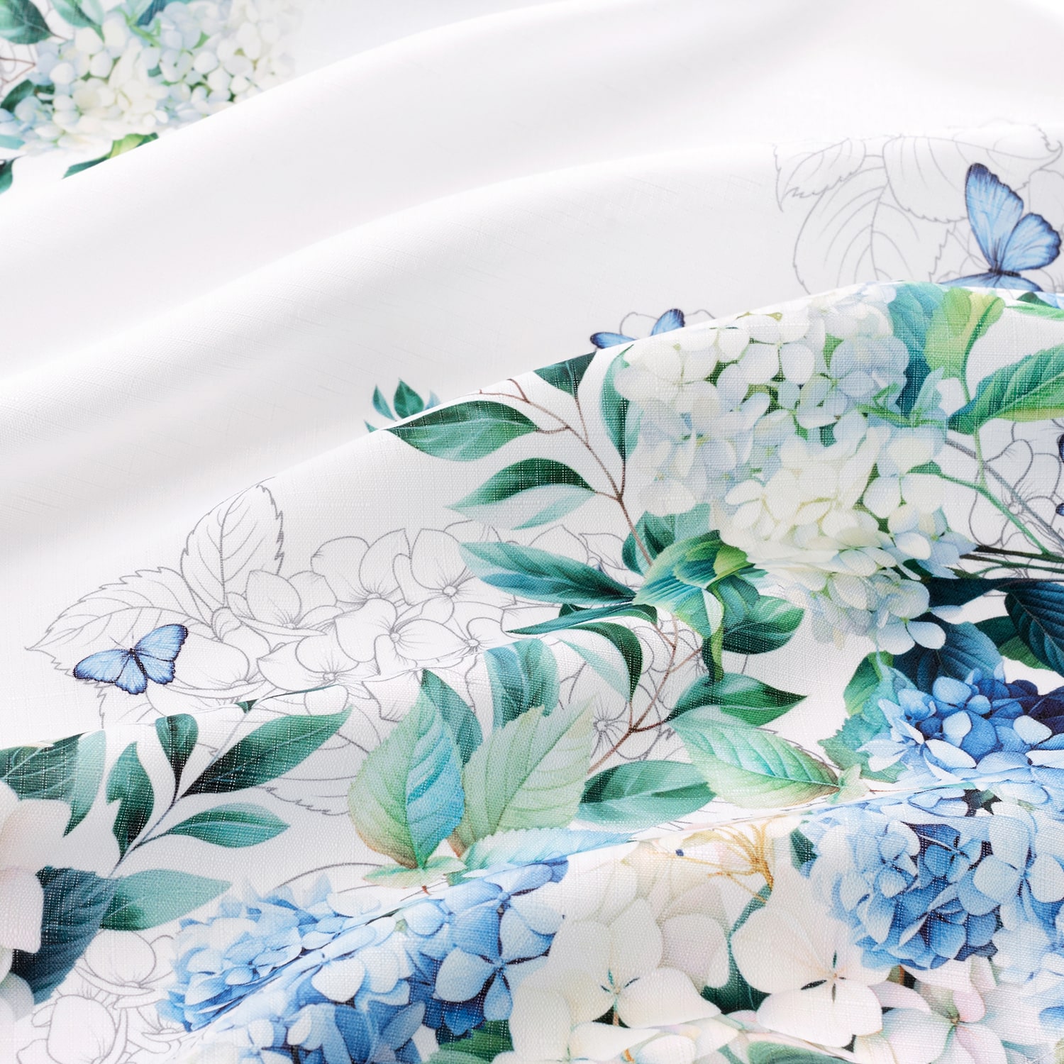 Threadmade Hydrangea Bloom Double Border Tablecloth