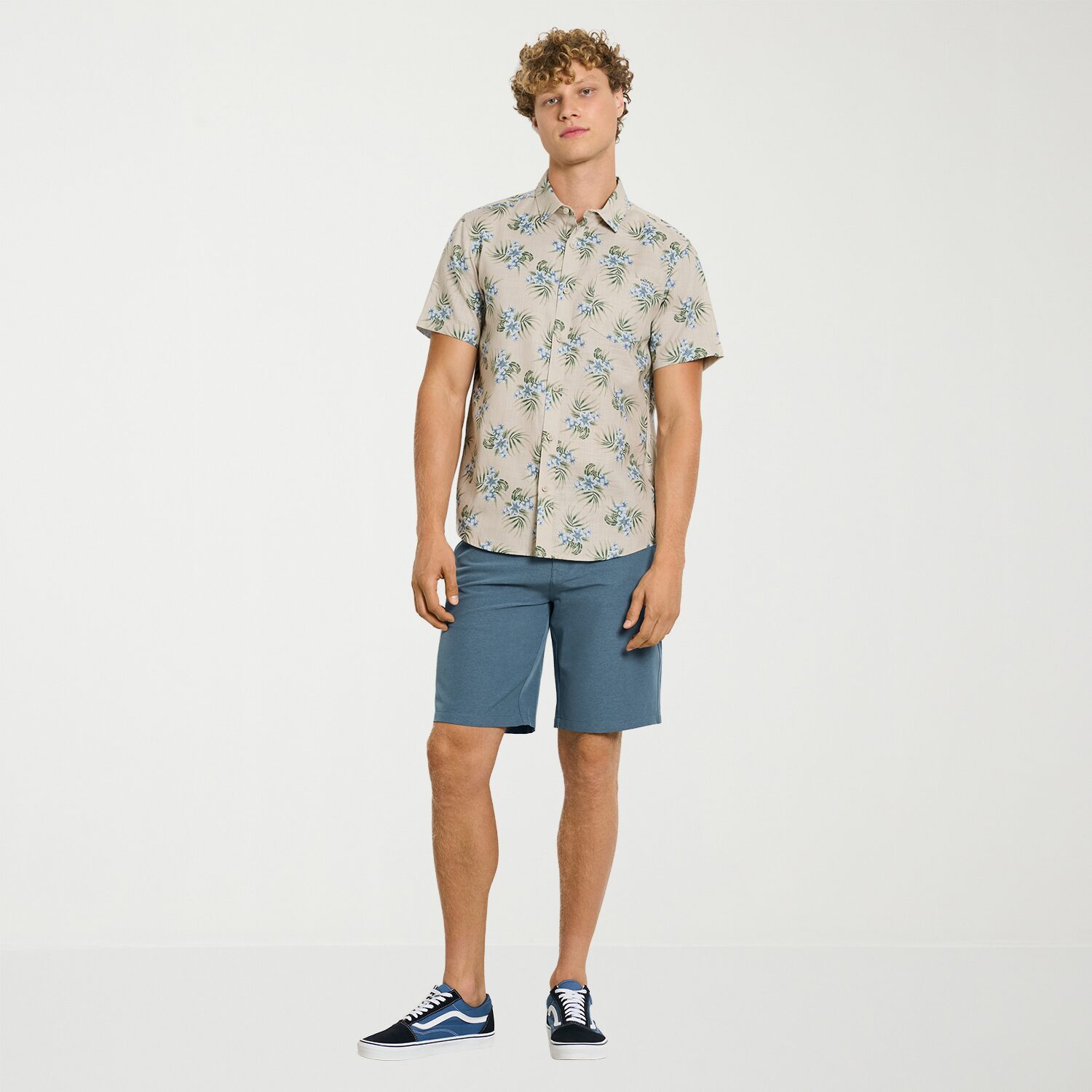 Hurley Mens Short Sleeve Regular Fit Button-Down Shirt
