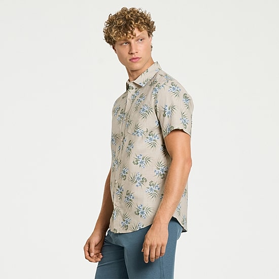 Hurley Mens Short Sleeve Regular Fit Button-Down Shirt