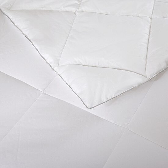 Madison Park Signature 1000tc Cotton Blend Midweight Down Alternative Comforter