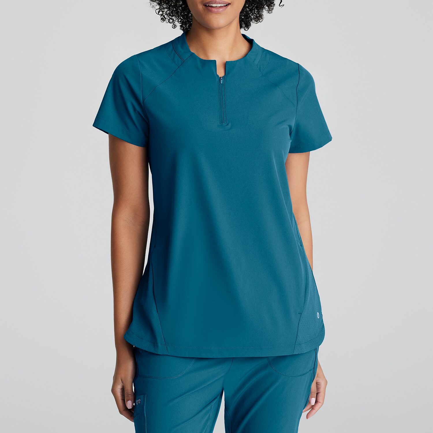 Barco One Bot216 Flux 2-Pocket Banded Zip Collar Womens High Neck Short Sleeve Wrinkle Resistant Scrub Top