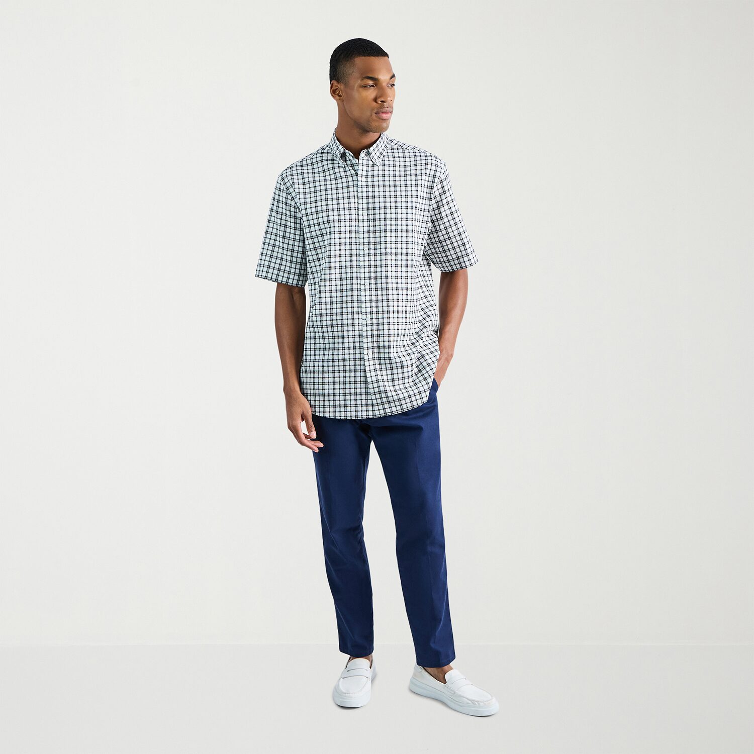 Haggar Comfort Luxe Mens Straight Fit Flat Front Pant