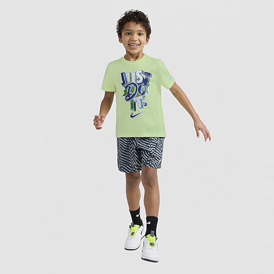 Nike Little Boys Crew Neck Short Sleeve Regular Fit Graphic T-Shirt