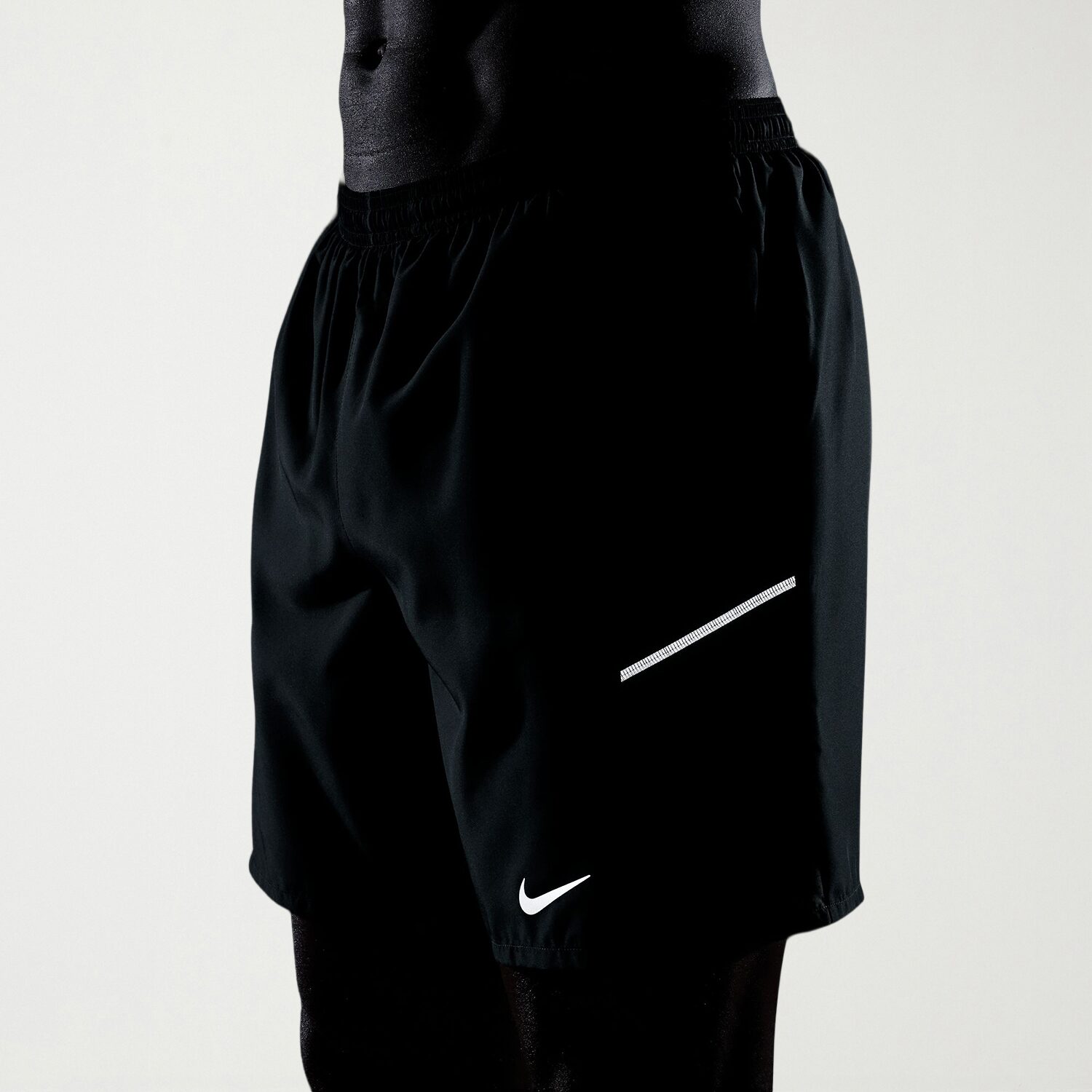 Nike Dri-Fit Mens 6" Mid Rise Workout Shorts