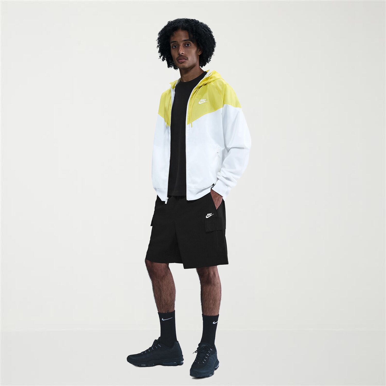Nike Mens 9" Mid Rise Workout Shorts
