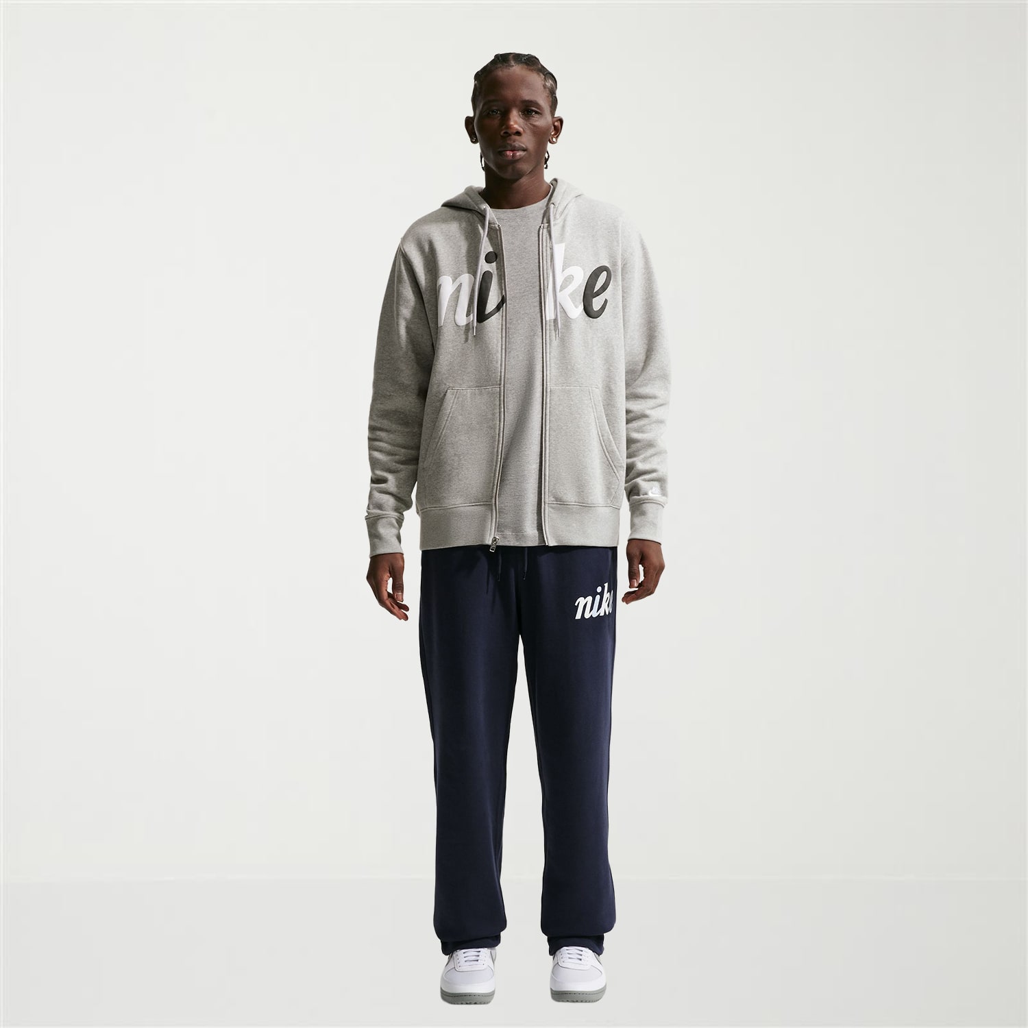 Nike Mens Straight Mid Rise Regular Fit Workout Pant