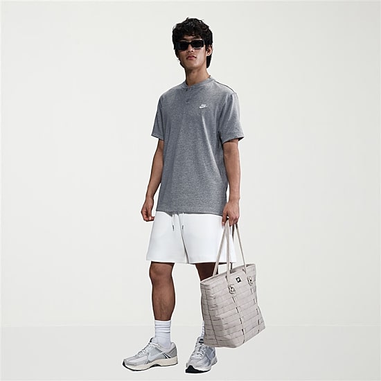 Nike Mens Crew Neck Short Sleeve T-Shirt