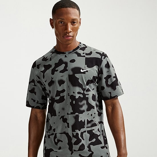 Nike Hyverse Mens Crew Neck Short Sleeve Quick Dry Active T-Shirt