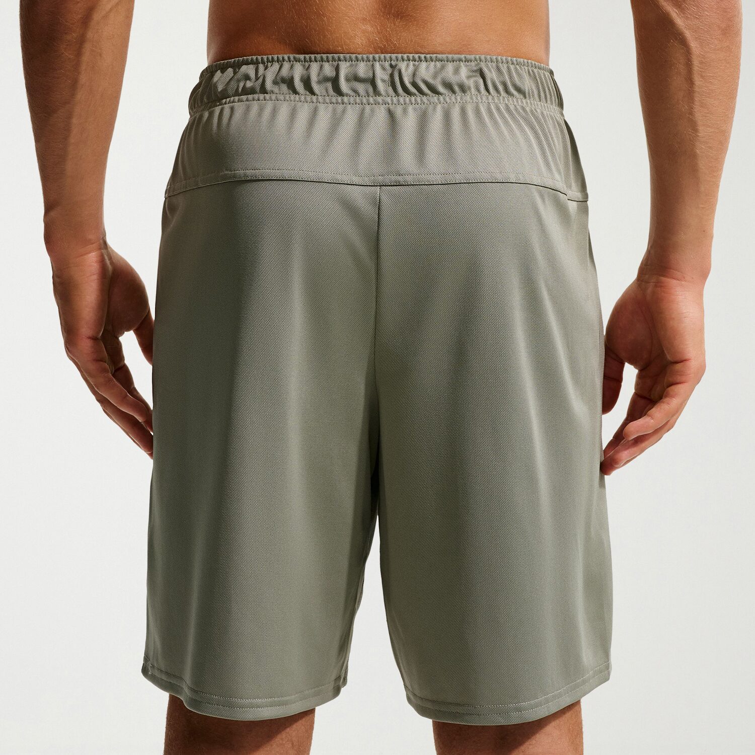 Nike Totality Mens 9" Mid Rise Quick Dry Workout Shorts