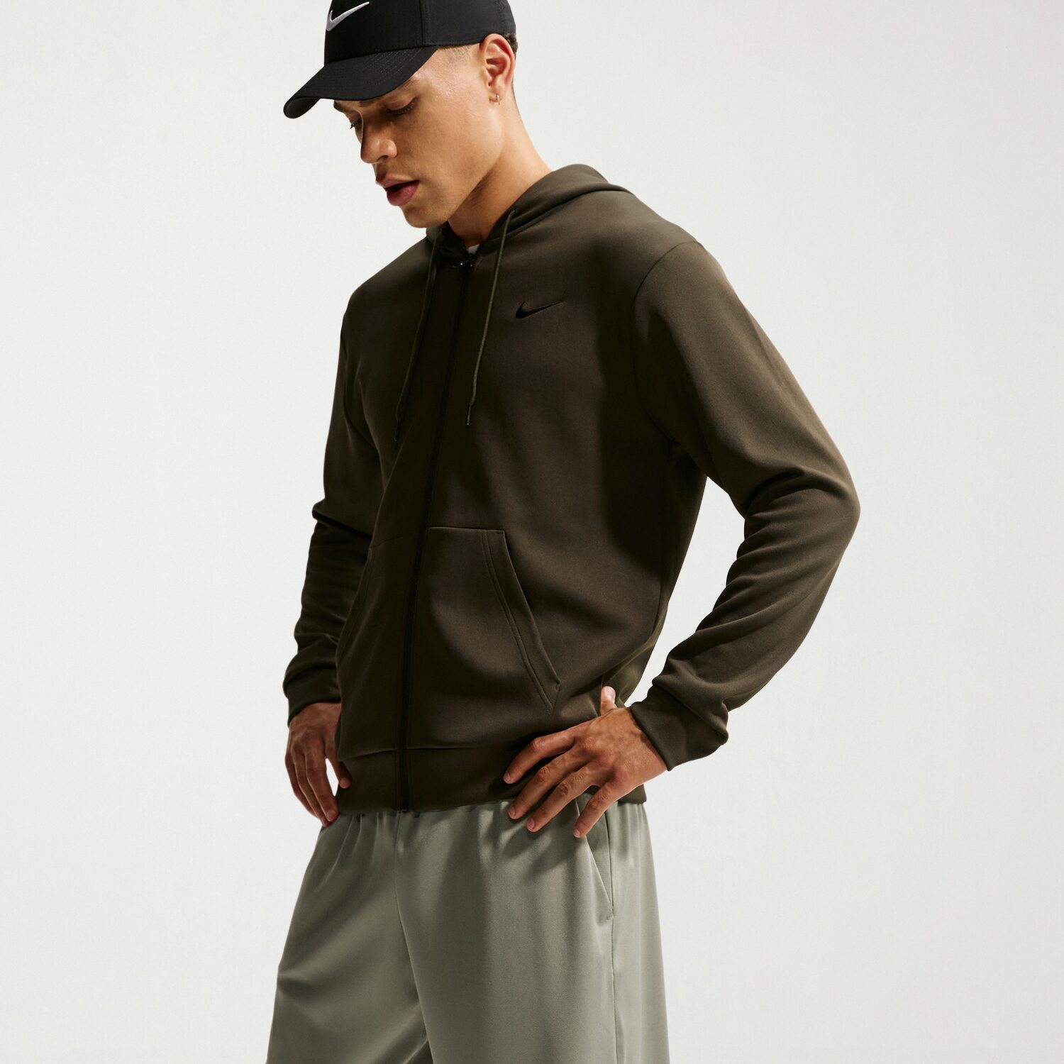 Nike Totality Mens 9" Mid Rise Quick Dry Workout Shorts