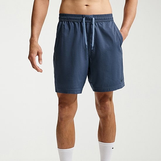 Nike Mens 7" Mid Rise Quick Dry Workout Shorts