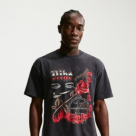 Nike Mens Crew Neck Short Sleeve Regular Fit Graphic T-Shirt
