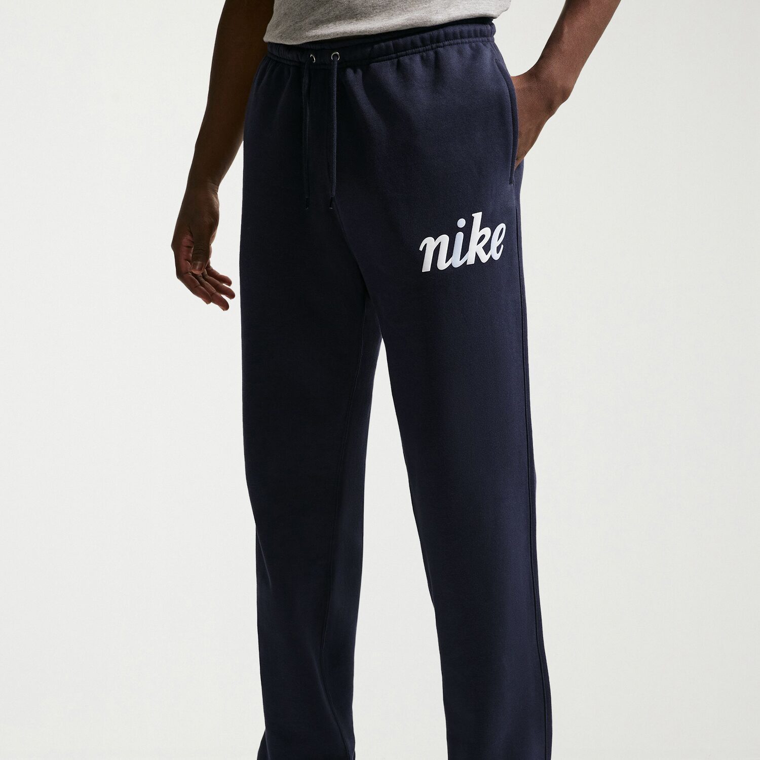 Nike Mens Straight Mid Rise Regular Fit Workout Pant