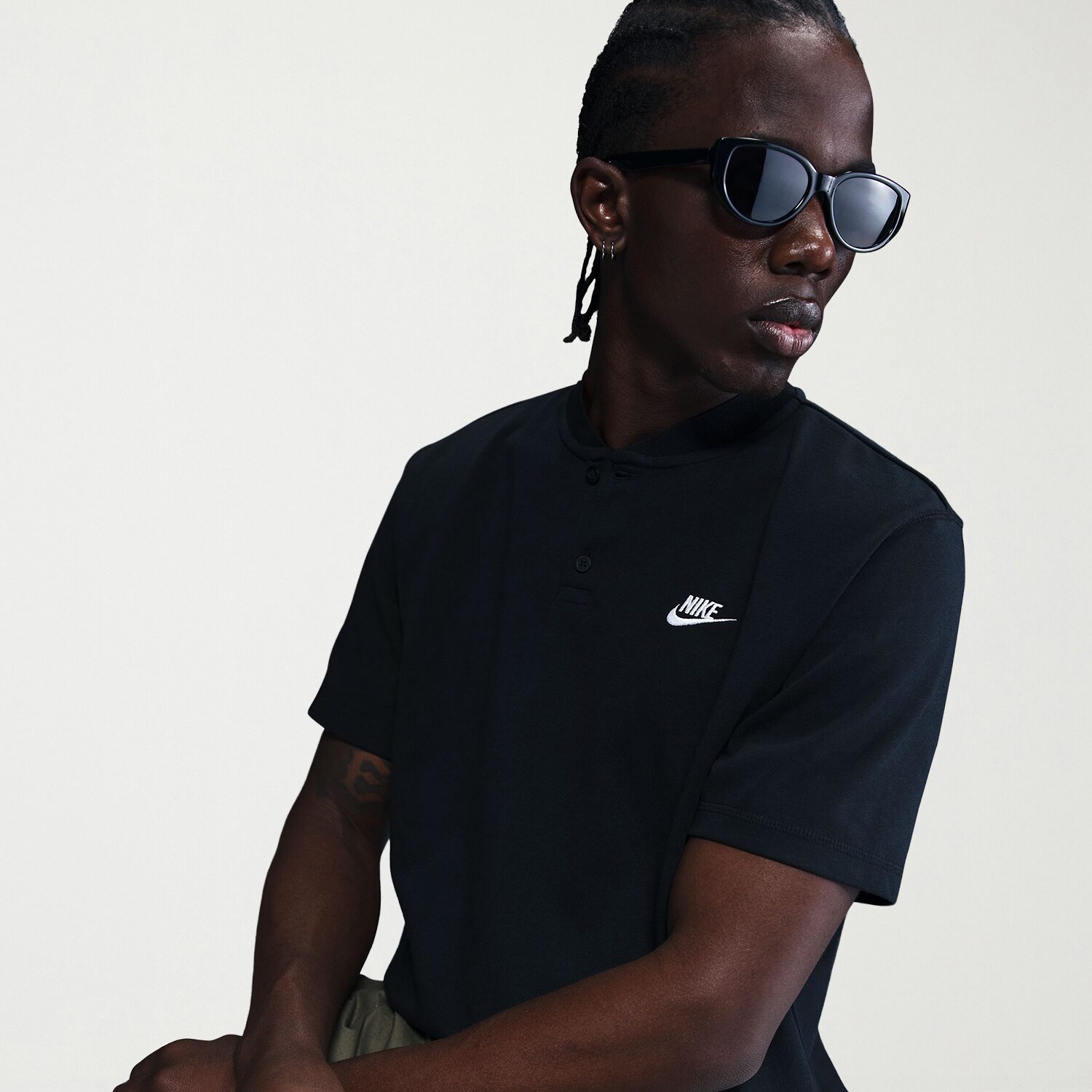 Nike Mens Crew Neck Short Sleeve T-Shirt
