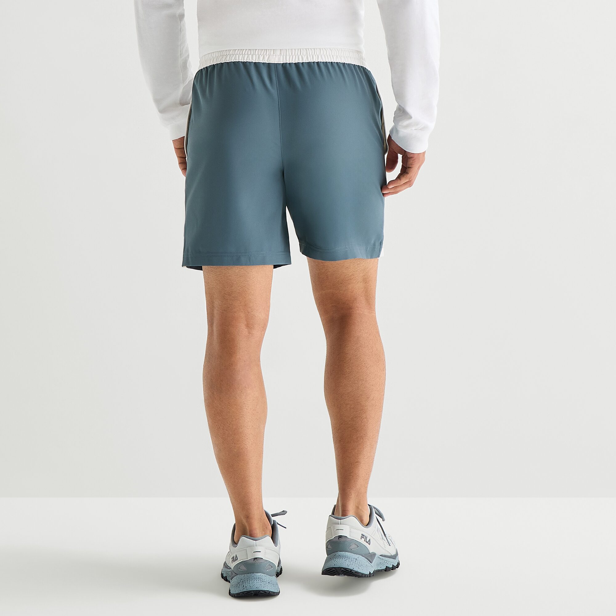 Xersion Mens 7" Mid Rise Workout Shorts
