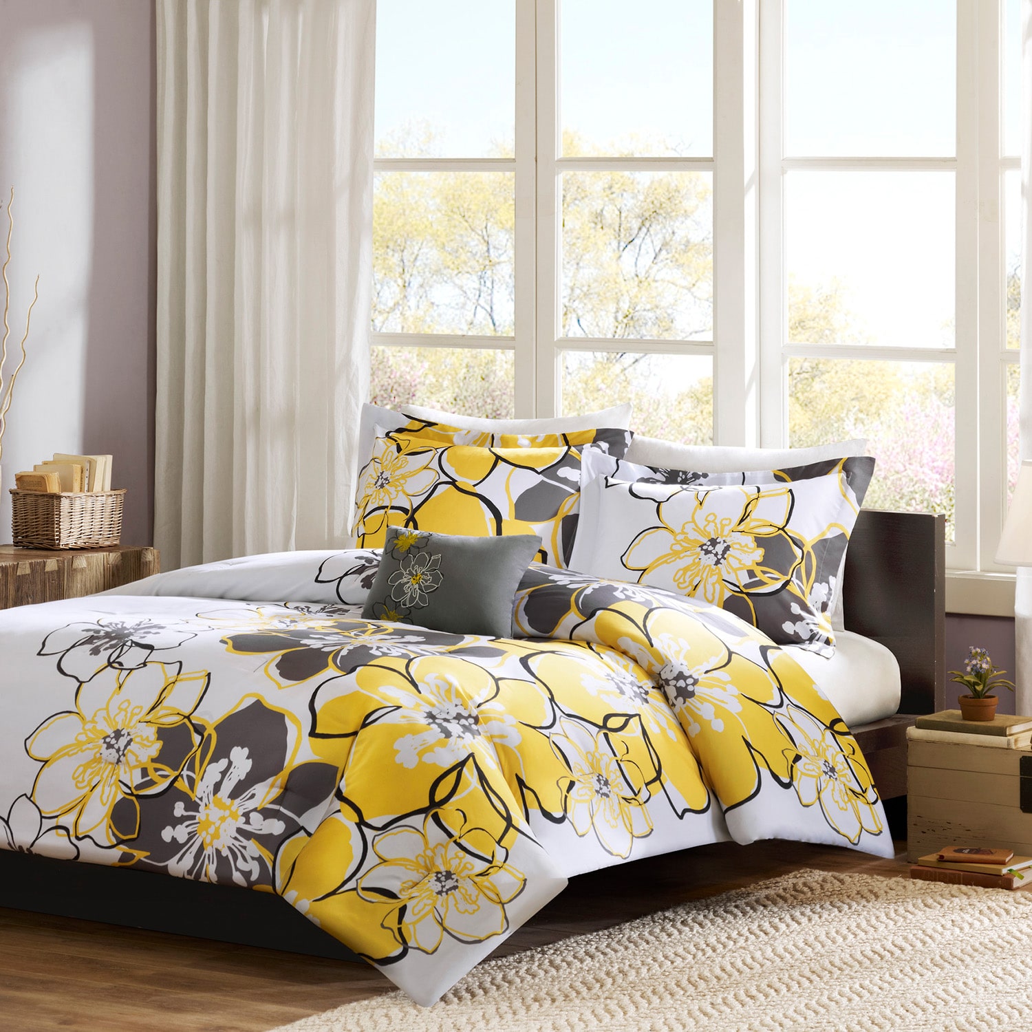 Mi Zone Mackenzie Floral 4-pc. Midweight Comforter Set