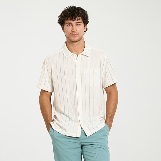Hurley Mens Short Sleeve Regular Fit Stretch Fabric Button-Down Shirt