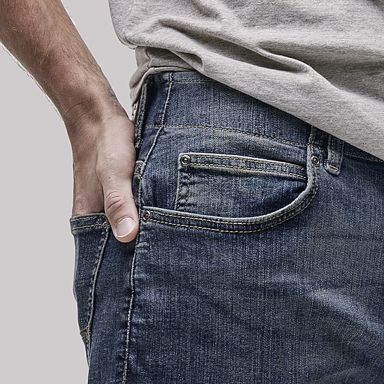 Lee® Mens Extreme Motion Straight Fit Jeans