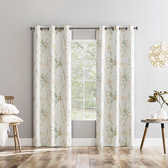 Sun Zero Percy Lenia Print Grommet Top Energy Saving 100% Blackout