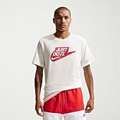 Nike Mens Crew Neck Short Sleeve Classic Fit Graphic T-Shirt