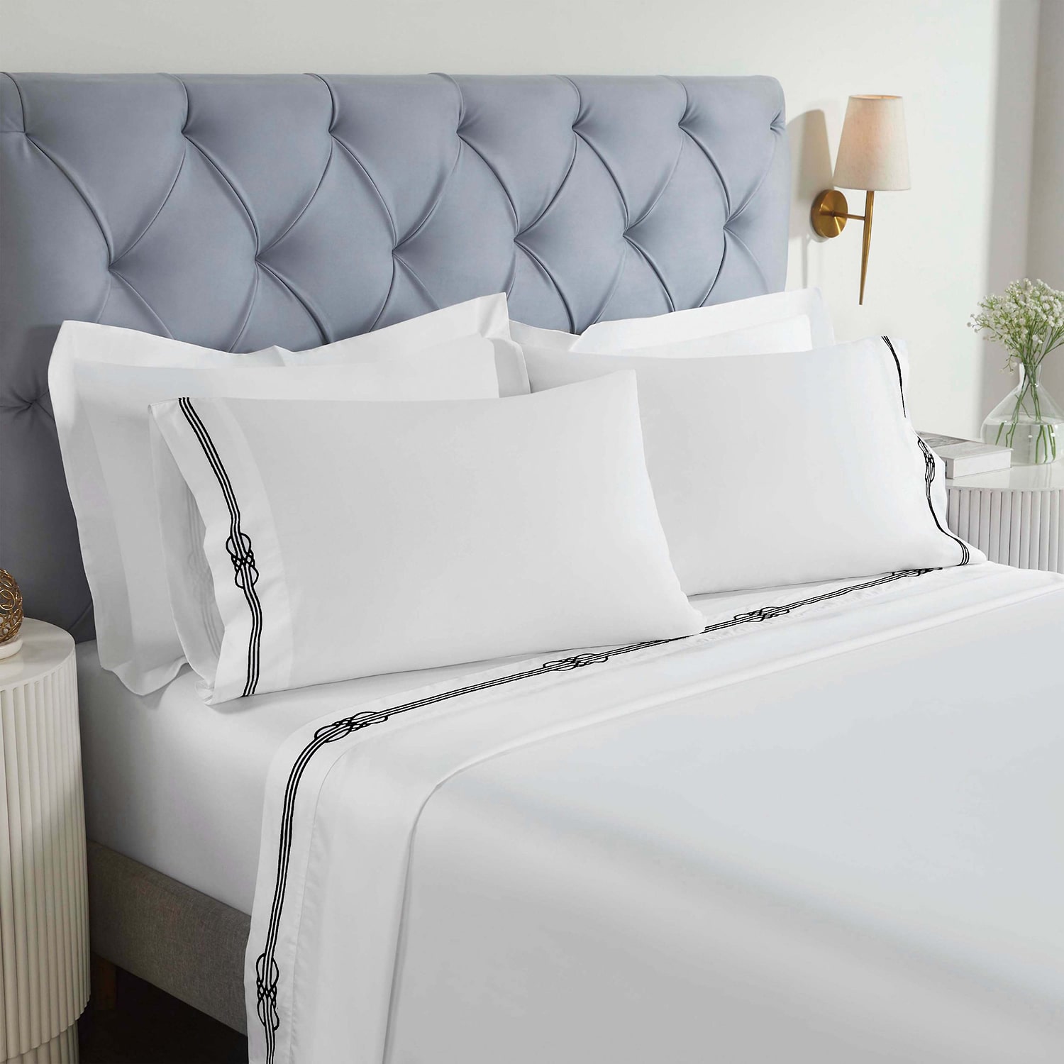 SUPERIOR® Moonlawn Cotton Elegant Embroidery 320tc Deep Pocket Sheet Set