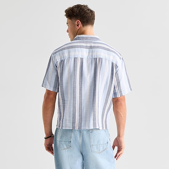 Arizona Mens Short Sleeve Boxy Fit Button-Down Shirt