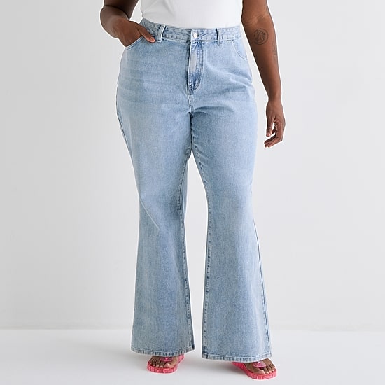 Forever 21 Womens Juniors Plus Low Rise Flare Leg Jean