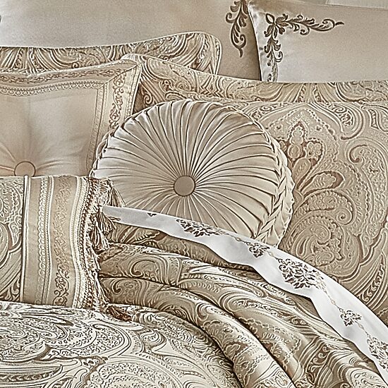 Queen Street Taylor Tufted Round Decorative Throw Pillow Round Throw Pillow