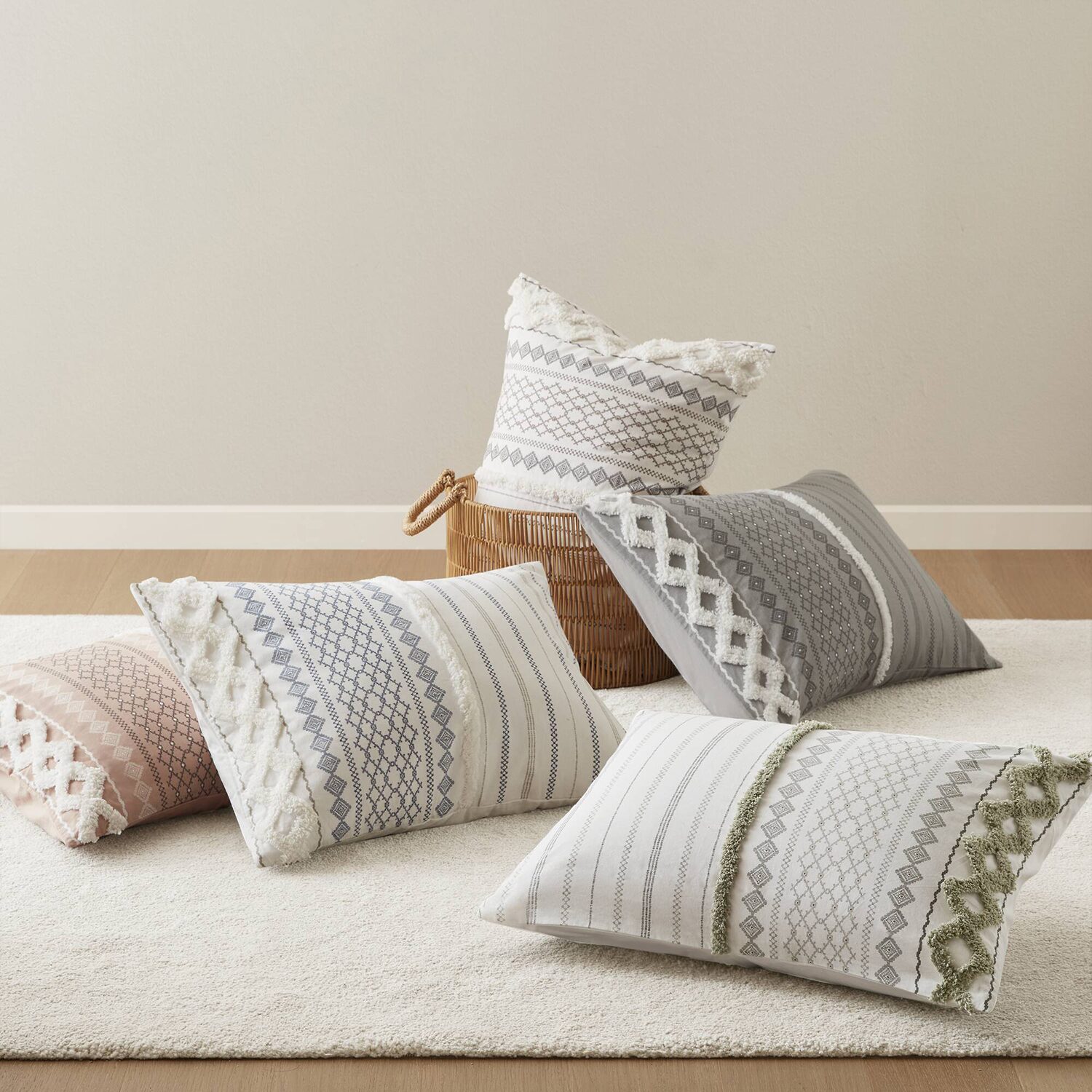 Ink+Ivy Imani Cotton Printed Comforter Set with Chenille