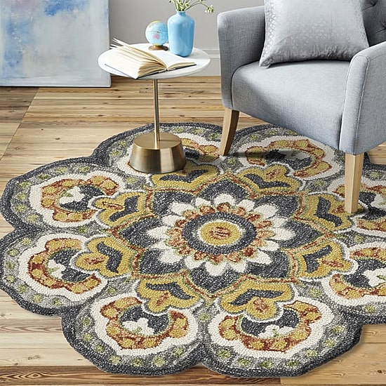 Daisy Bel Floral Hand Tufted Indoor Round Area Rug