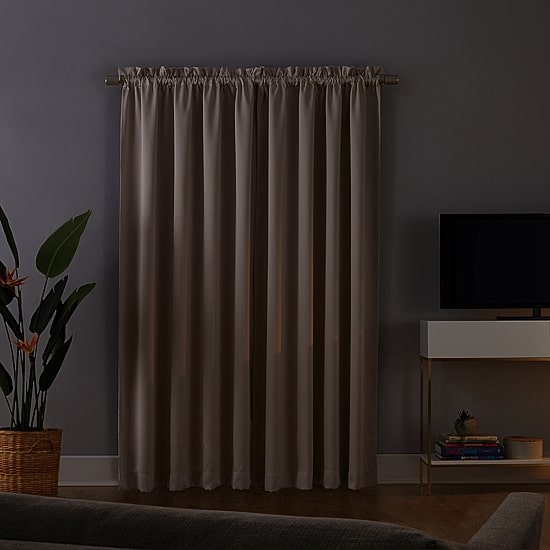 Sun Zero Oslo Rod Pocket Energy Saving 100% Blackout Single Curtain Panel